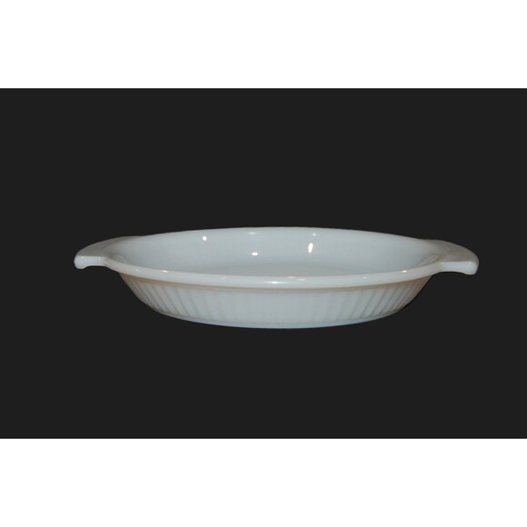 ANCHOR HOCKING FIRE KING SIGNED 9" WHITE #1460 MILK GLASS PIE PLATE 2 HANDLES - Picture 4 of 6